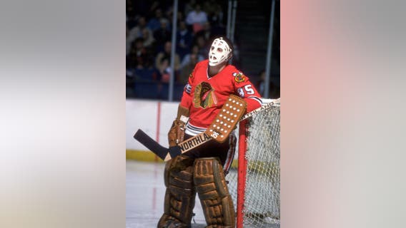 Chicago Blackhawks Hall of Fame goaltender Tony Esposito dies at 78