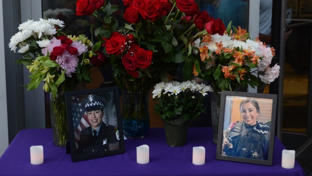 Slain Chicago officer's brief career marked by compassionate acts