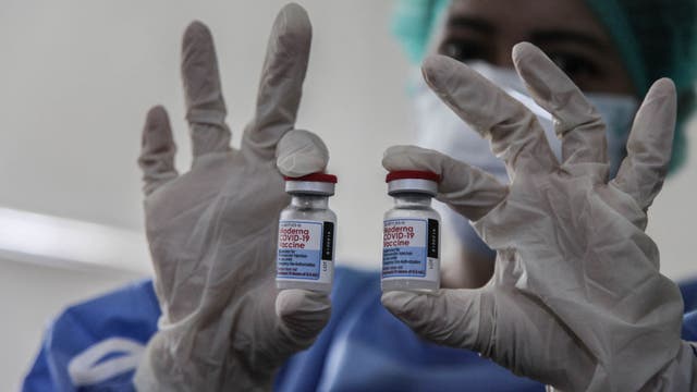 Illinois reports 18,735 new COVID-19 cases, 236 deaths in the past week