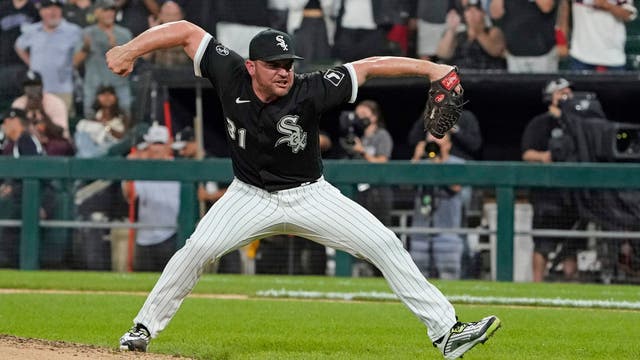 Hendriks gets save as White Sox beat Athletics 5-2