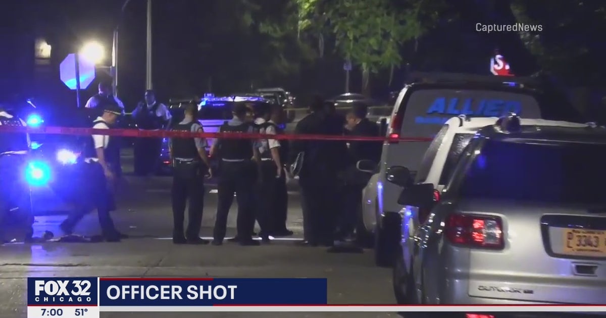 Two people in custody after Chicago Police officer is shot in South ...