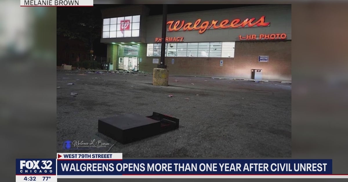 Walgreens in Auburn Gresham reopens more than a year after looting shut ...
