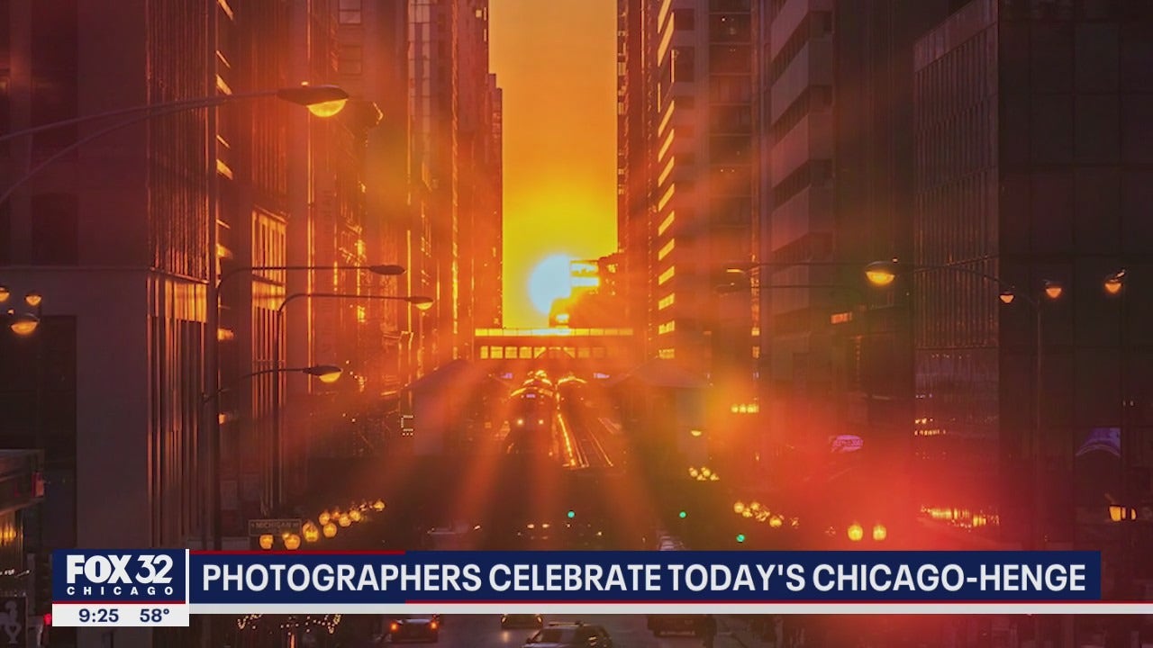 Local photographers turn out for 'Chicago Henge'