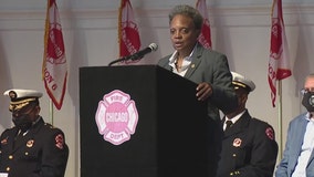 Chicago firefighters ordered to comply with Lightfoot's vaccine mandate