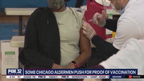 Several Chicago alderman call on the city to mandate proof of vaccination for indoor settings