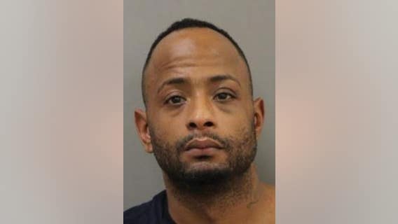 Man arrested for allegedly stabbing driver on I-57