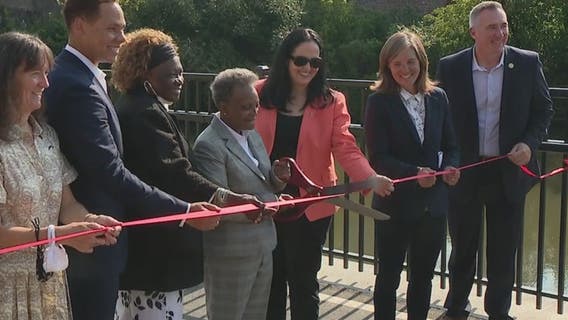 Lightfoot holds ribbon cutting at reconstructed Irving Park Road Bridge