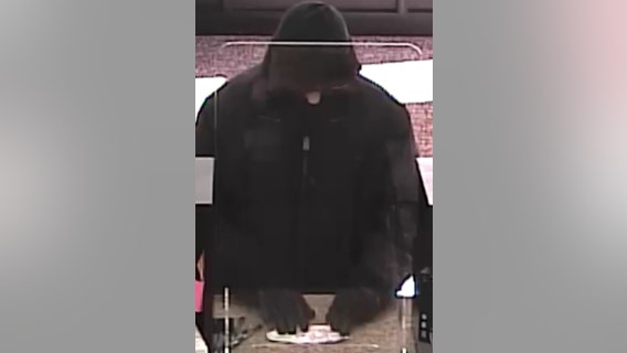 FBI seeks suspect in Lisle bank robbery