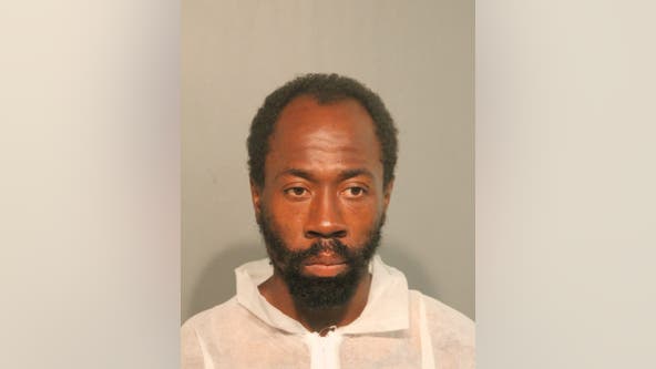 Chicago man, 35, charged with fatally stabbing River North bank employee
