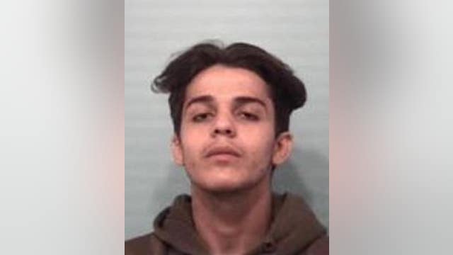 Aurora man was found in stolen car with an illegal handgun, Naperville police say