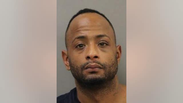 Man arrested for allegedly stabbing driver on I-57