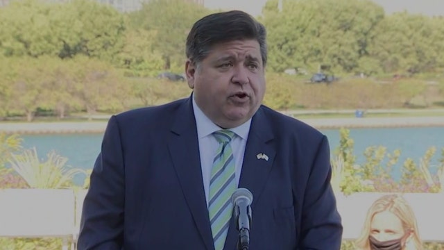 Pritzker signs legislation setting Illinois on path to clean energy by 2050