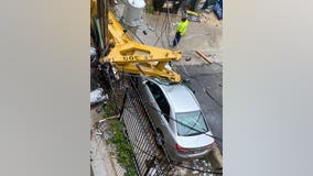 Drill rig collapses on Chicago's North Side