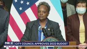 Chicago City Council OKs Mayor Lightfoot's 2022 budget