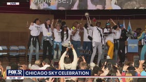 Chicago Sky parade: City celebrates first WNBA title with rally downtown