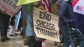 'We will not comply': Chicago police union leads protest against vaccine mandate