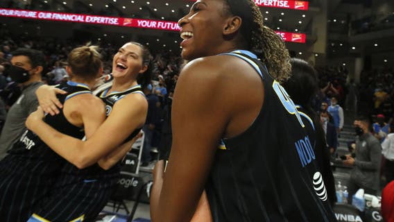 Lightfoot, Phoenix mayor make friendly wager on WNBA finals