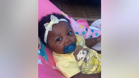 4-month-old who was unresponsive in vehicle dies at Chicago hospital