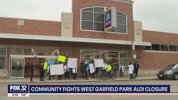 Community protests closure of West Garfield Park Aldi
