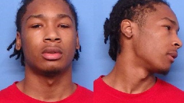 Waukegan man, 19, charged with killing another man found slumped over in vehicle