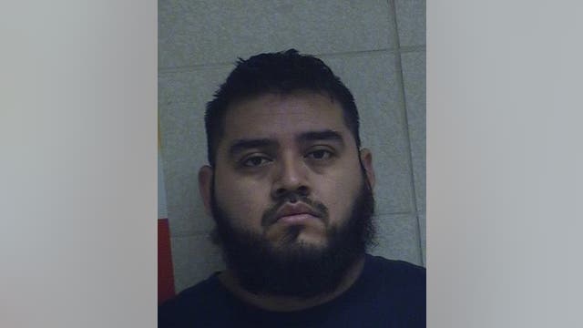 Chicago man charged with soliciting sex from minor in online sting