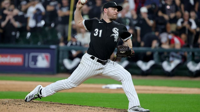 Chicago White Sox beat Astros 12-6, stay alive for Game 4 of ALDS