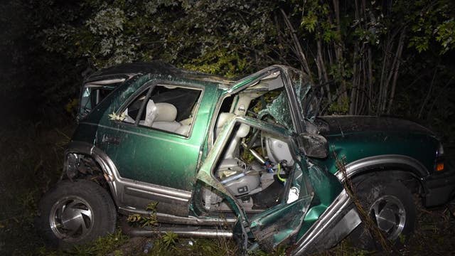 INCREDIBLE: Good Samaritan rescues man trapped on train tracks seconds before train roars through