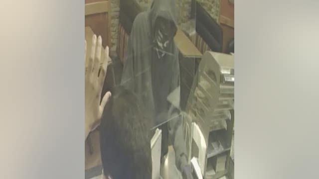 Naperville police release photo of suspect in Subway robbery