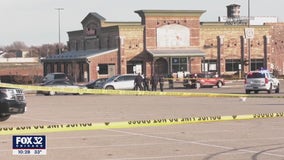 Man killed in shooting at Gurnee Mills mall in suburban Chicago