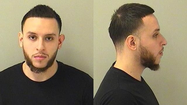 Chicago man pleads guilty to possessing more than 900 grams of heroin