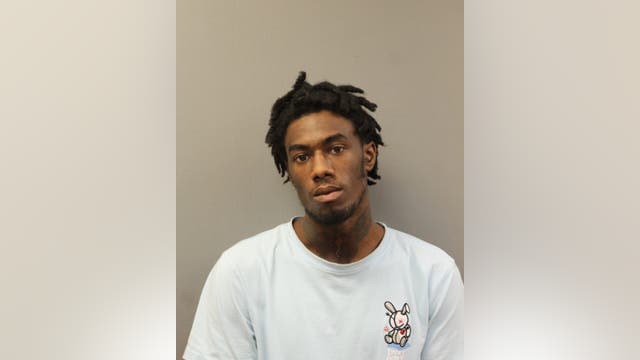 Chicago man charged with using fake gun to carjack delivery driver