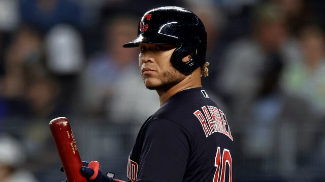 Cubs acquire outfielder Harold Ramirez from Cleveland