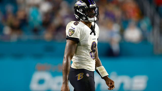 Ravens QB Lamar Jackson to miss Sunday's game vs. Bears; Tyler Huntley to make first career start