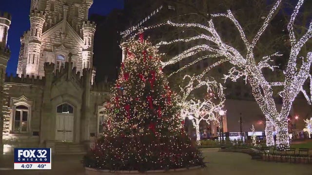 Pritzker approves $400K grant to support BMO Harris Bank Magnificent Mile Lights Festival