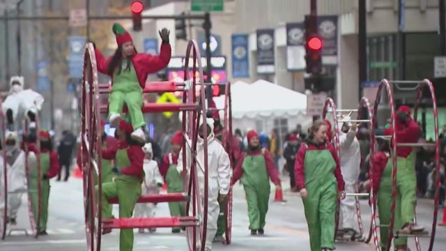 Chicago's Thanksgiving Day Parade returns after pandemic hiatus