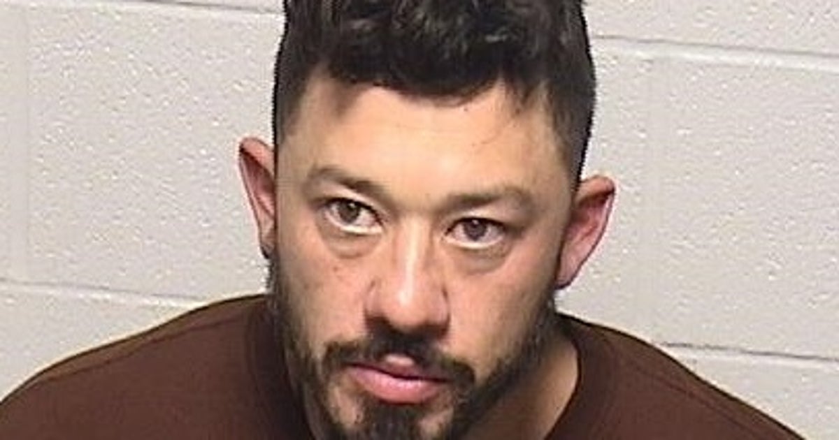 Man punches Lake County deputy in face after authorities respond to ...