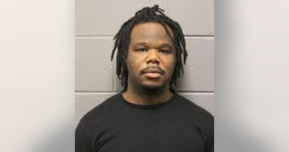 Chicago man charged with fatally shooting 22-year-old man in North ...