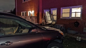 Man suffers medical episode while driving, crashes into house in Arlington Heights: police