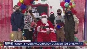 Toy giveaway and vaccine clinic in Dixmoor so recipients could 'gift themselves' peace of mind