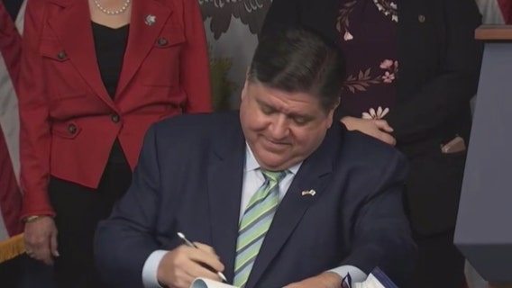 Gov. J.B. Pritzker signs bill banning assault weapons into law