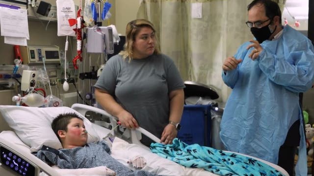 Chicago mom recounts rescuing 7-year-old son from fire: 'My mama bear response'