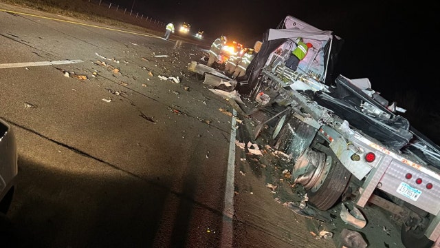 Semi-truck spills honey across Interstate 65 after crash: police