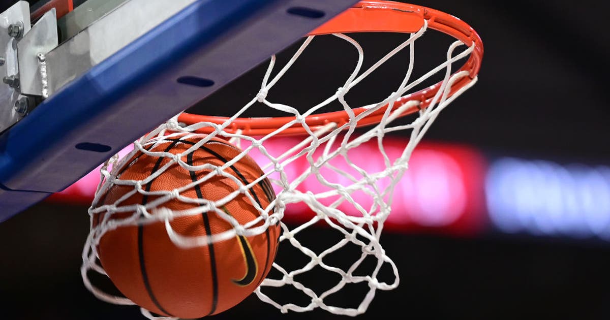 Bill Donovan, father of Chicago Bulls coach and star for Boston College, dies at 85