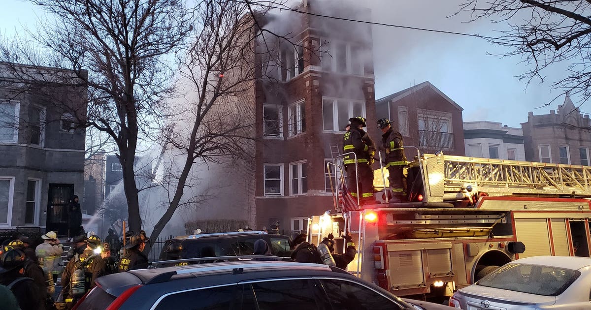 West Side fire sends 2 kids, 1 adult to hospital | FOX 32 Chicago