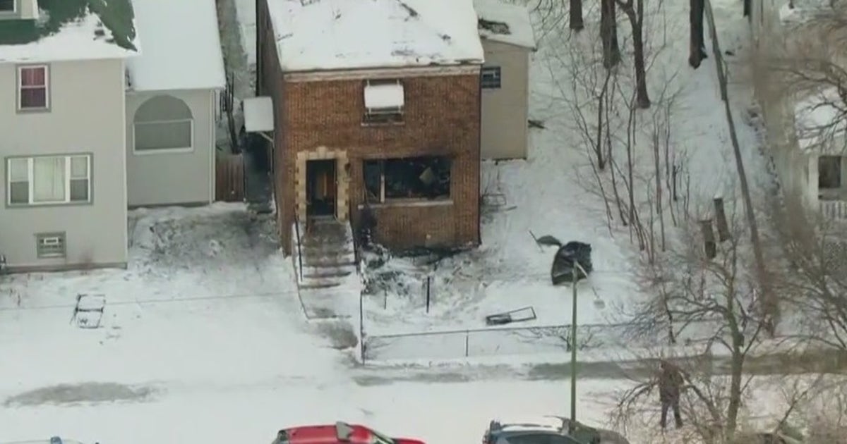 Elderly woman dies from injuries in Stony Island Park fire | FOX 32 Chicago