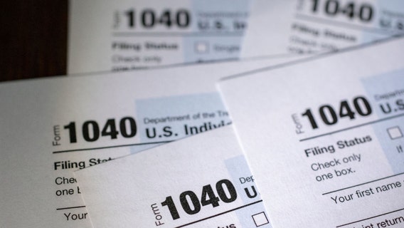 Some Illinois taxpayers will be able to file 2024 taxes for free with IRS program