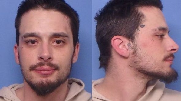 Waukegan man charged with burglarizing 2 homes, suspected in 6 other similar crimes