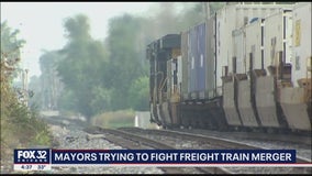 Suburban Chicago mayors join forces to stop railroad merger