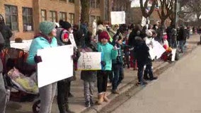 Rally to show support for anti-mask principal held at Queen of Martyrs school in Evergreen Park