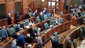 9 Illinois House Republicans removed for refusing to wear masks while in session